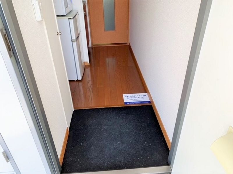レオパレスＦｉｌｌ 玄関