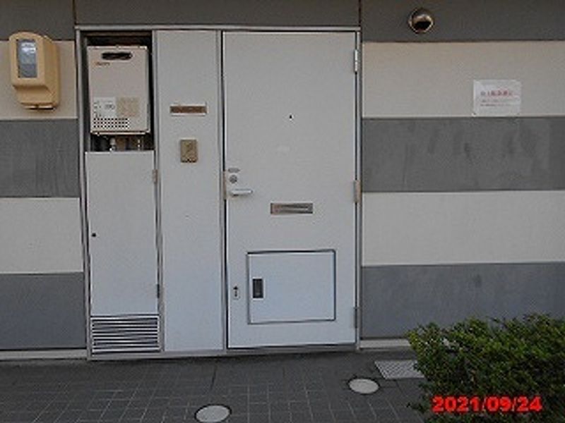 レオパレスＩＴＯ 玄関