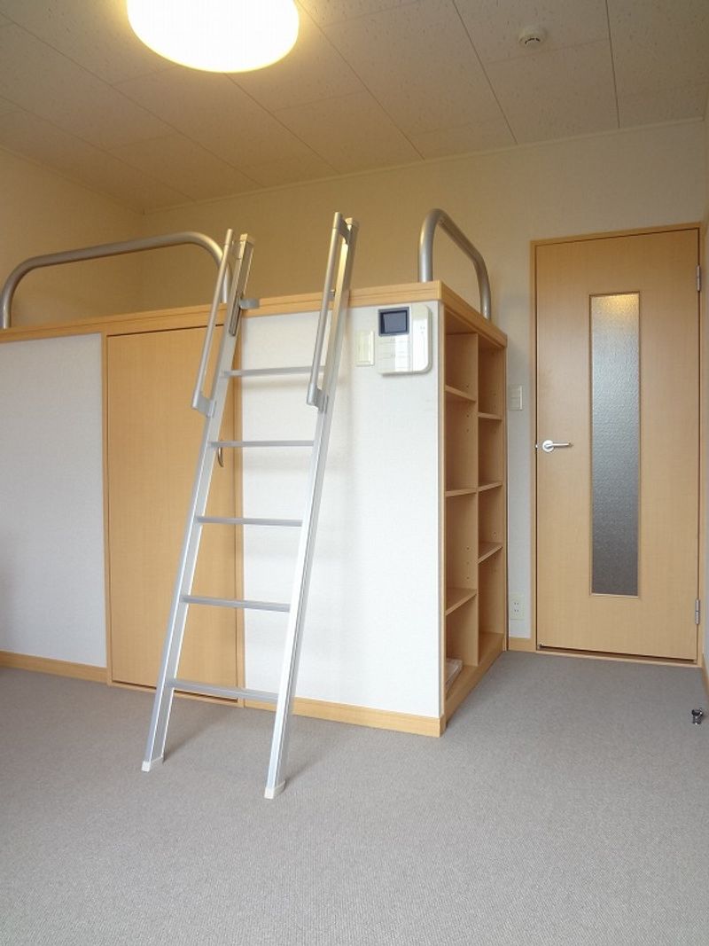 レオパレスバンビーノ花輪 収納