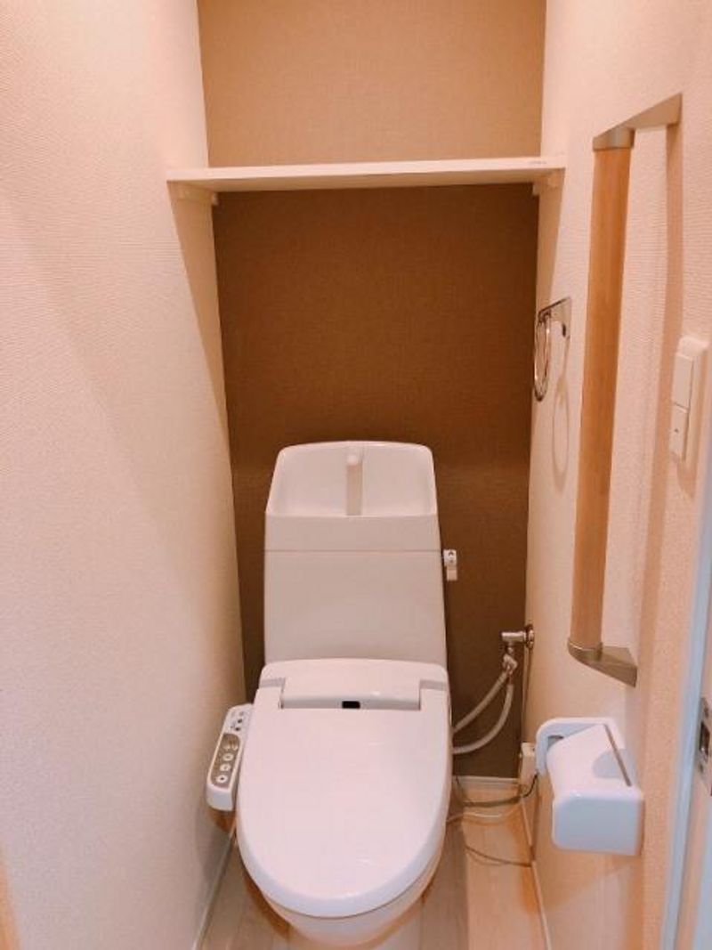 クレイノ三ヶ田 トイレ
