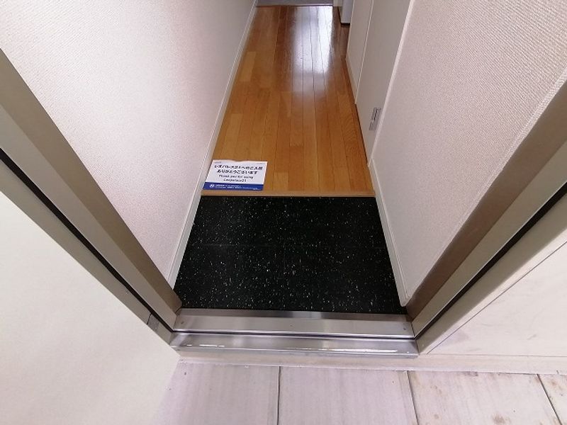 レオパレス野上 玄関