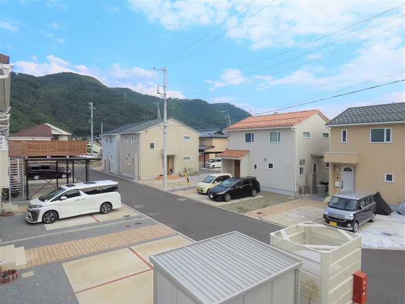 レオパレスミルコワンリビエール 眺望