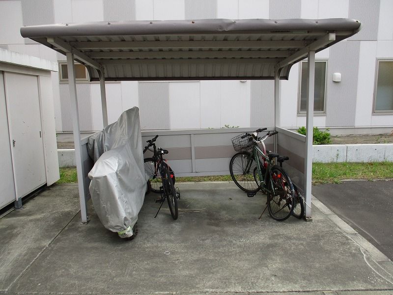 レオパレスヴォワドサンセス 共用部分