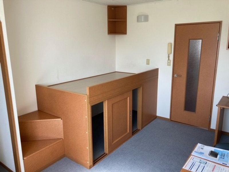 レオパレスベルデⅡ 居間