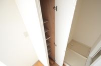 レオパレス例幣使 収納