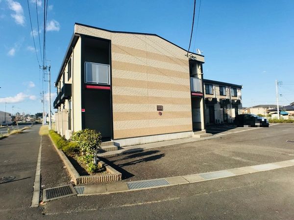 レオパレスシェソワ　東平 外観