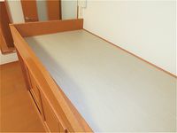 レオパレスハピネス徳間 寝室