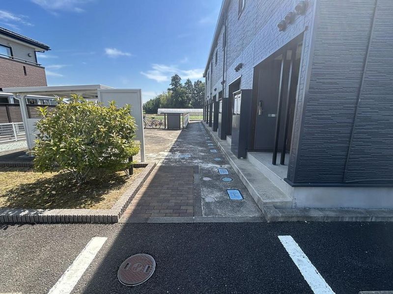 レオパレス四郎丸Ⅱ エントランス