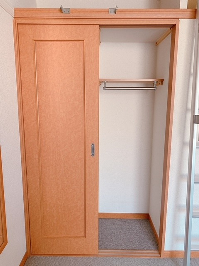 レオパレスＣＯＣＯ 収納