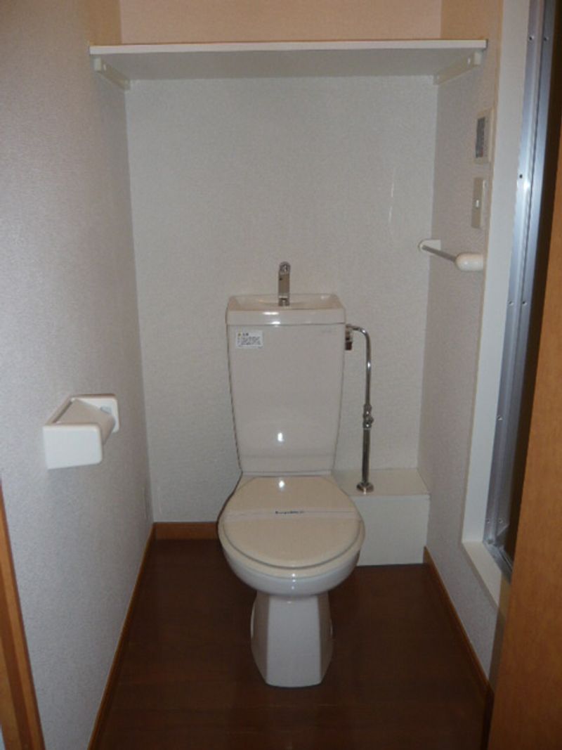 レオパレスオークラ トイレ