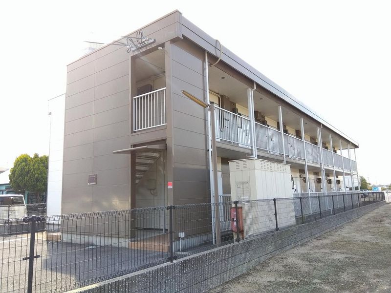 レオパレスヴィルヌーブ 外観