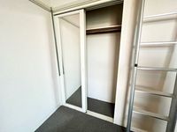 レオパレスディオネ 収納