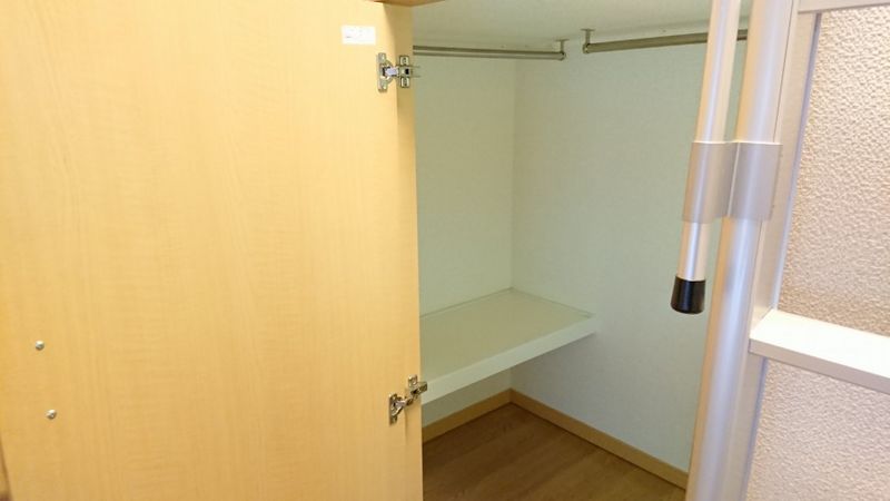 レオパレス恵 収納