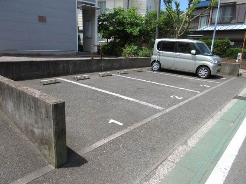 レオパレスマーレリリ 共用部分