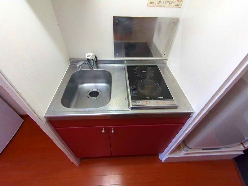 leopalace Yutaka III Kitchen