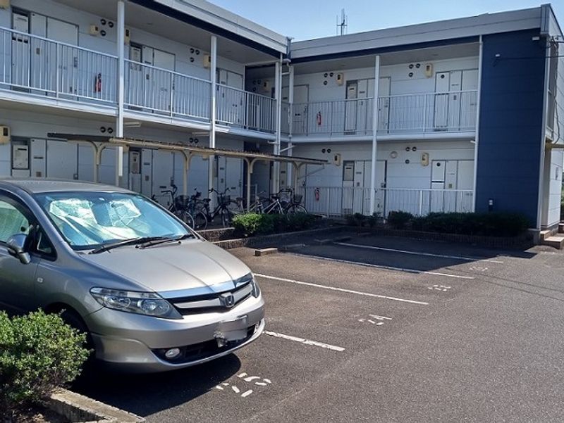 レオパレス新涯ロータスＢ棟 駐車場