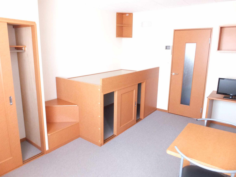 レオパレスサニーヒル長谷川 居間