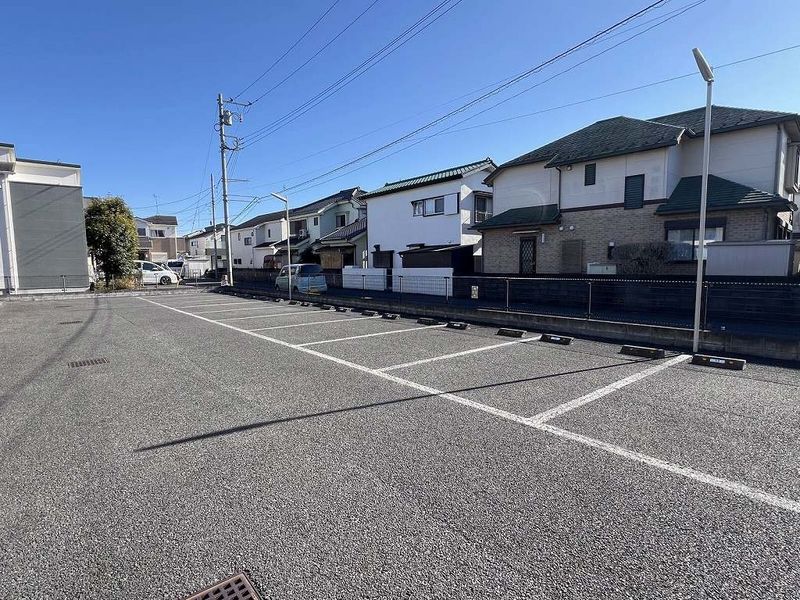 レオパレス大楽寺Ⅱ 駐車場