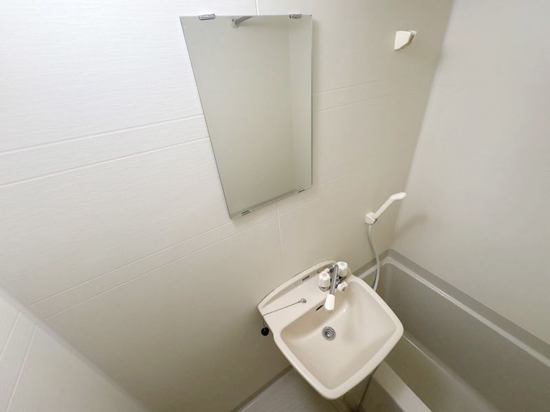 レオパレスエスポワール新宿町 洗面台