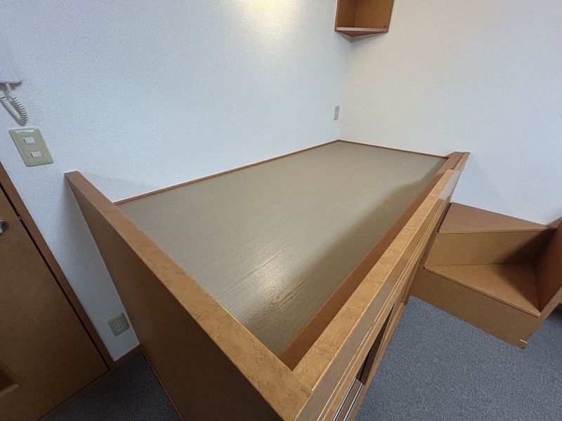 レオパレスｐｉｎｅ　ｃｒｅｓｔ その他