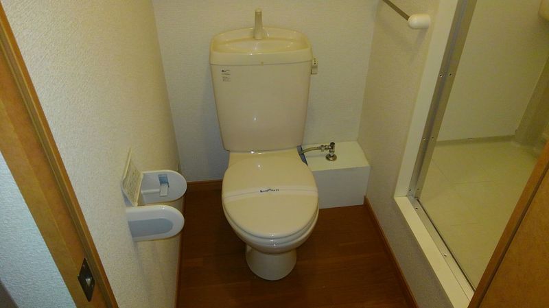 レオパレススラップ赤池 トイレ