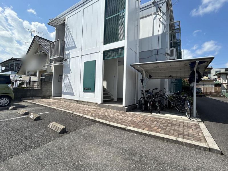 レオパレス東城南 エントランス