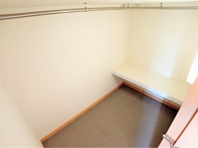 leopalace Legend Puma 储物空间