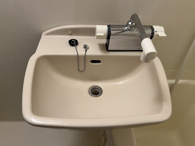 レオパレスイターナル 洗面台