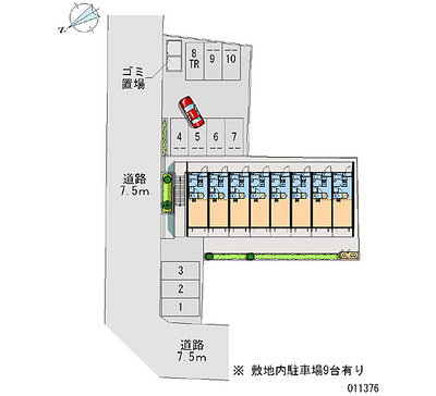 11376 Monthly parking lot