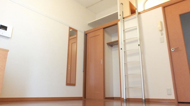 レオパレスコムニタ その他