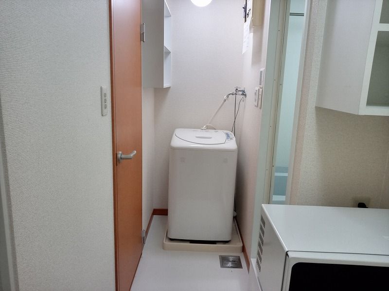 レオパレスモナミ 洗面所