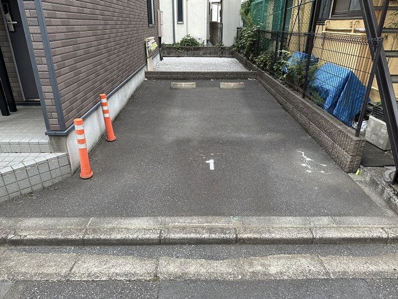 レオネクストけやき 駐車場