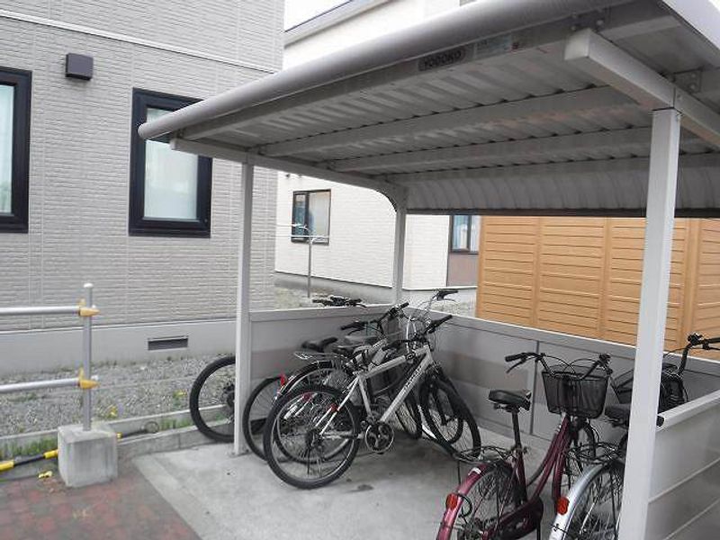 レオパレスリラ 共用部分