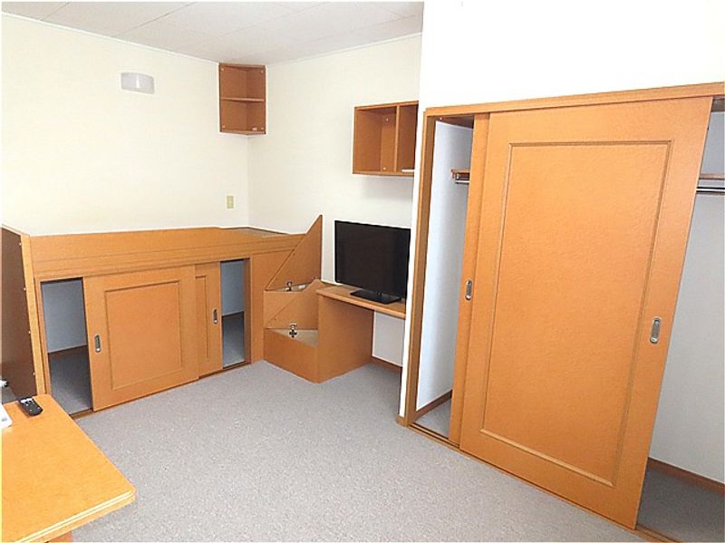 レオパレスエトワール 収納