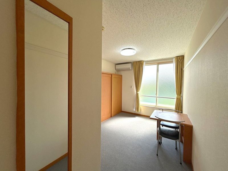 レオパレスコンフォート 居間