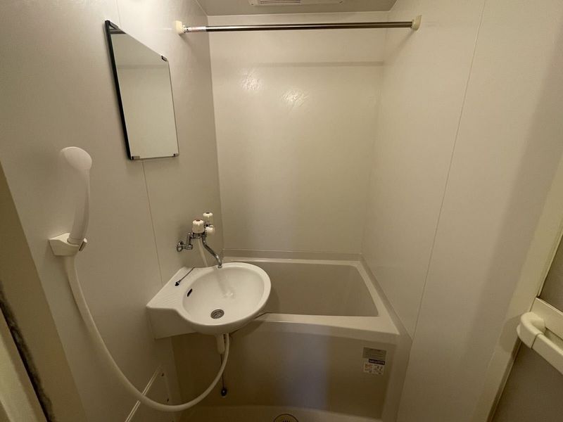 レオパレスレフォルム 風呂