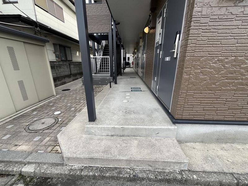 leopalace Shin Kawaousho Entrance