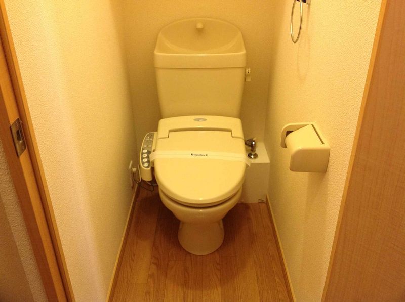 レオパレス西ノ前ハイツ トイレ