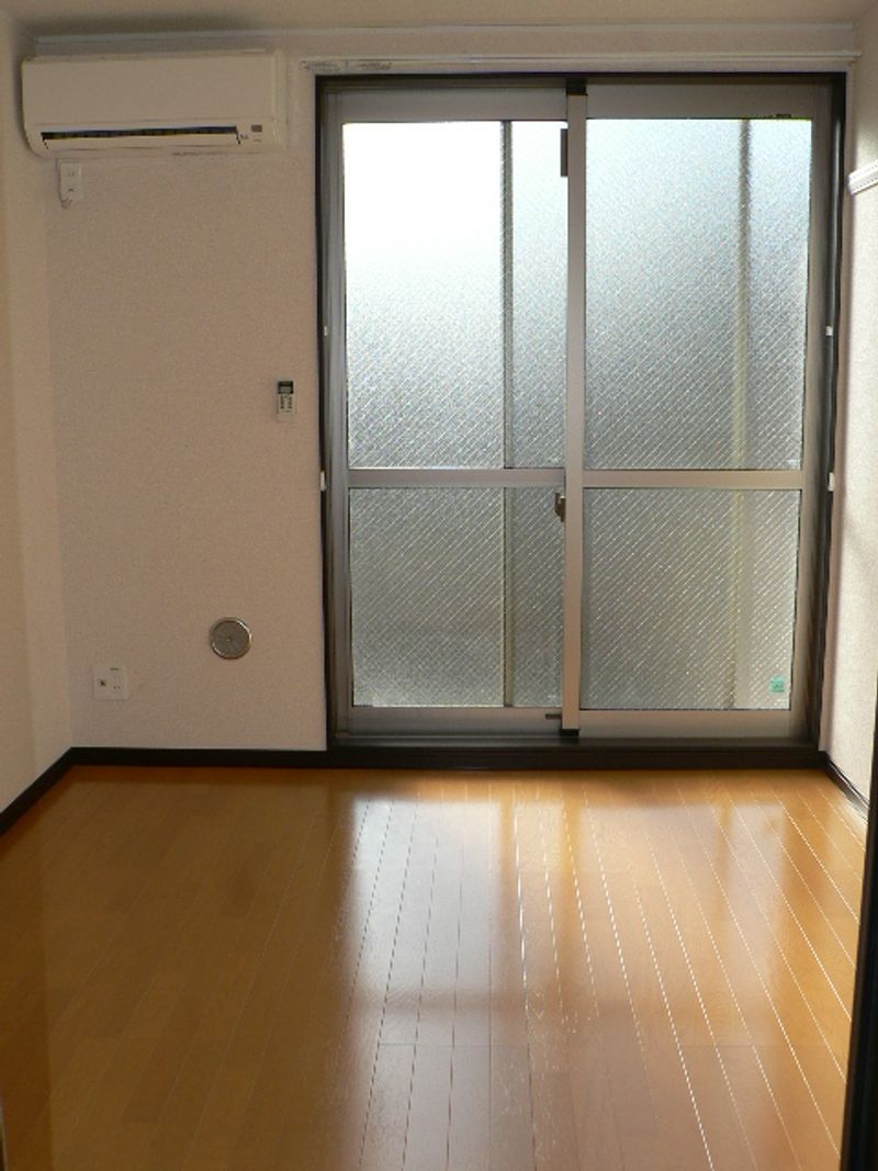 レオネクストメゾン　サカタ 居間