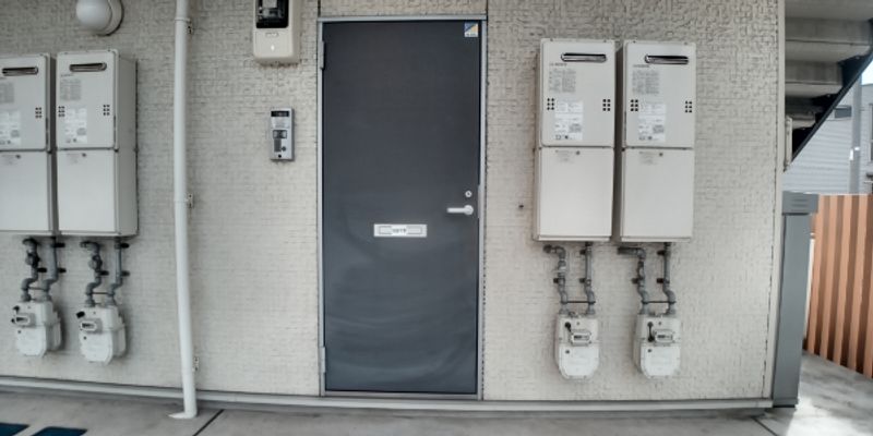 レオネクスト城戸 玄関