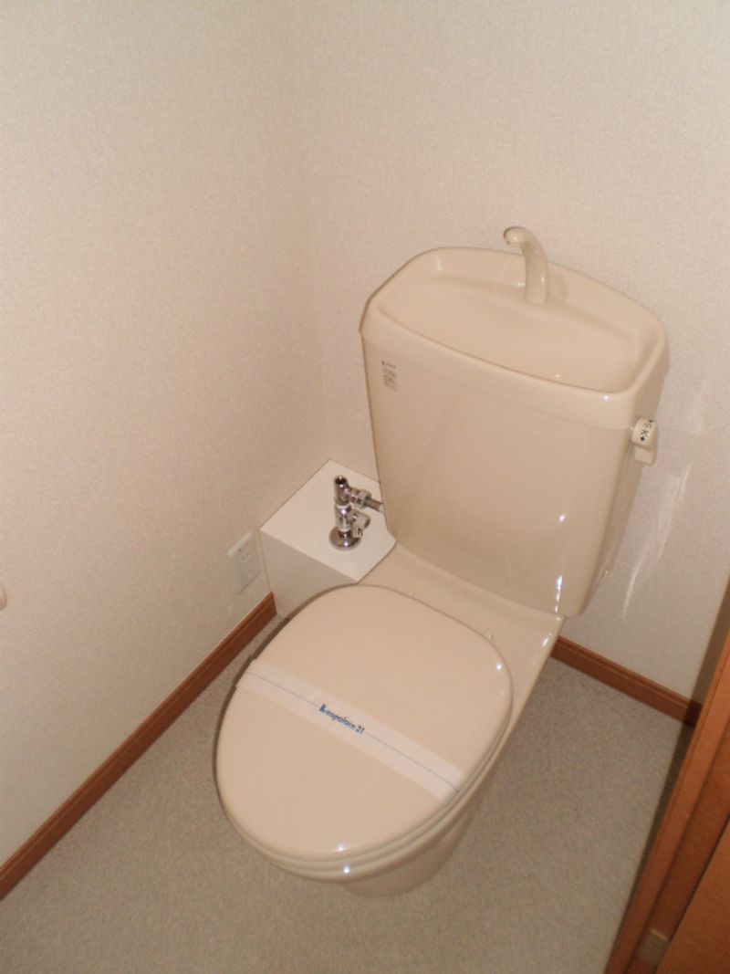 レオパレスセブンヒルズⅣ トイレ