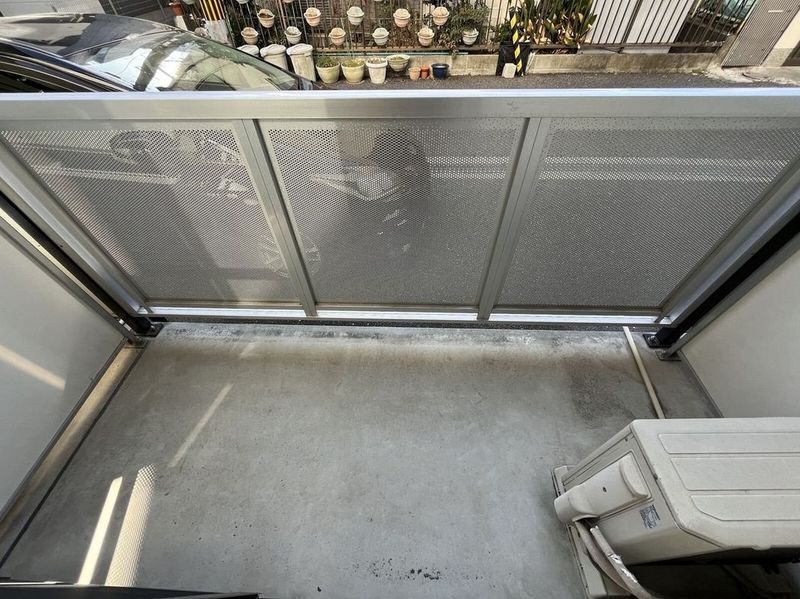 レオパレスアゼリア蛍池 バルコニー