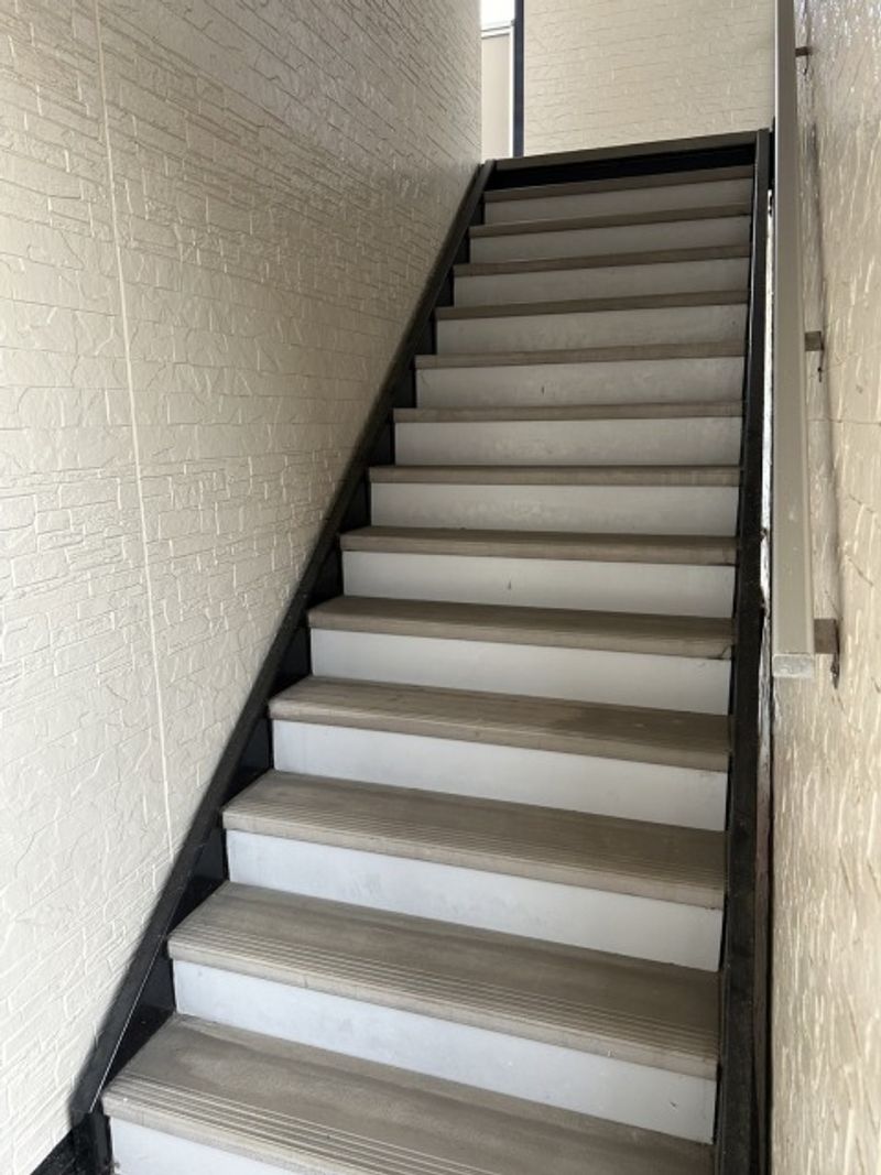 レオパレスアダージョ 共用部分