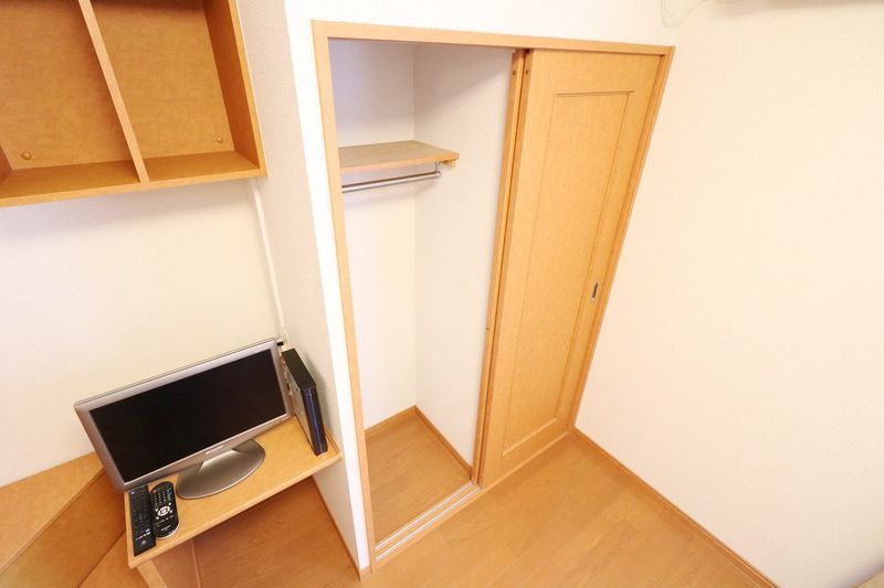 レオパレス東近江 収納