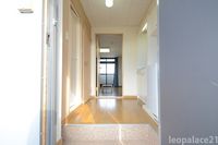 レオパレスゆう 玄関