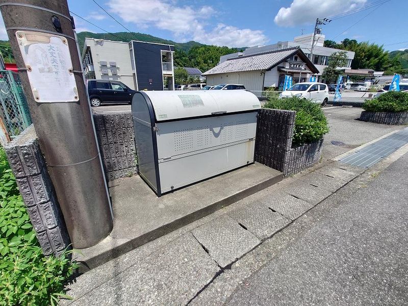 レオパレスソフィア 共用部分