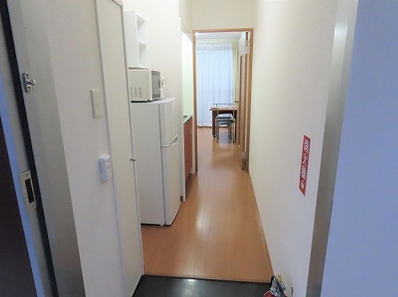レオパレス藤 居間
