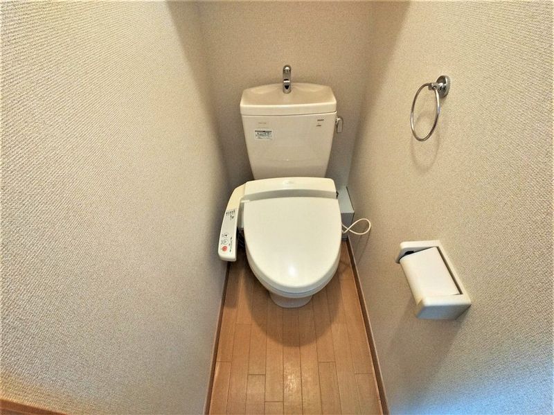 レオパレスひめこぶし トイレ