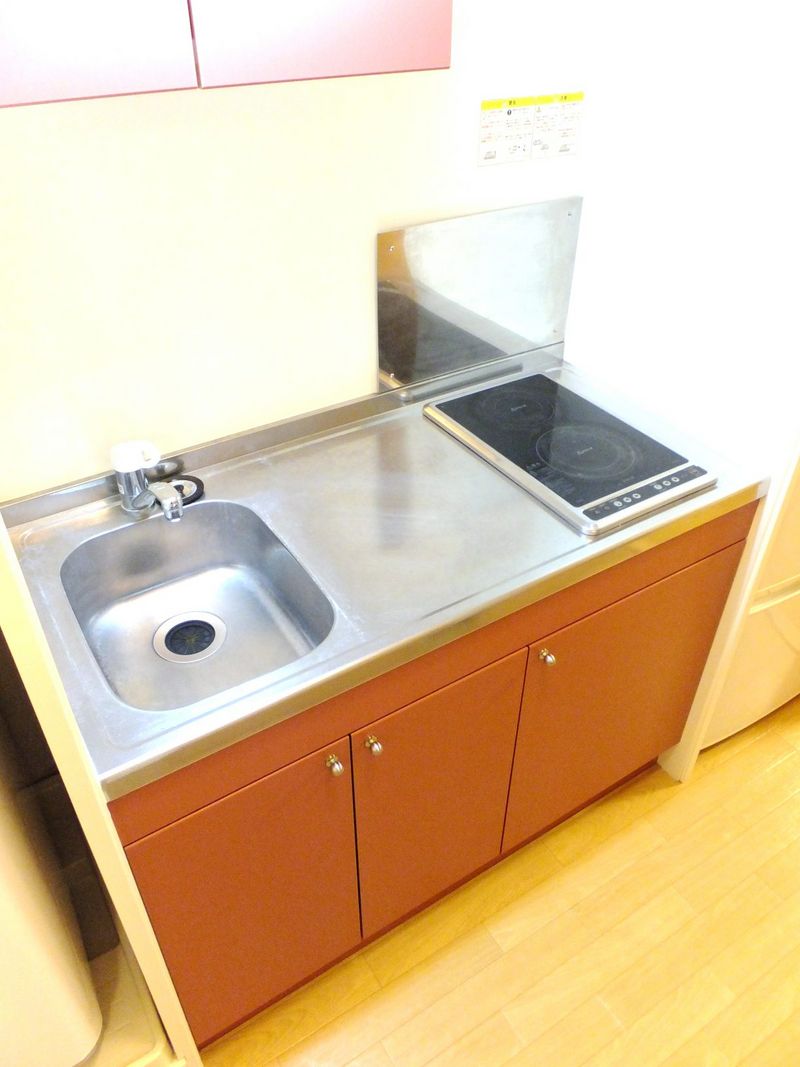 レオパレスプレミアム　ケイツー キッチン
