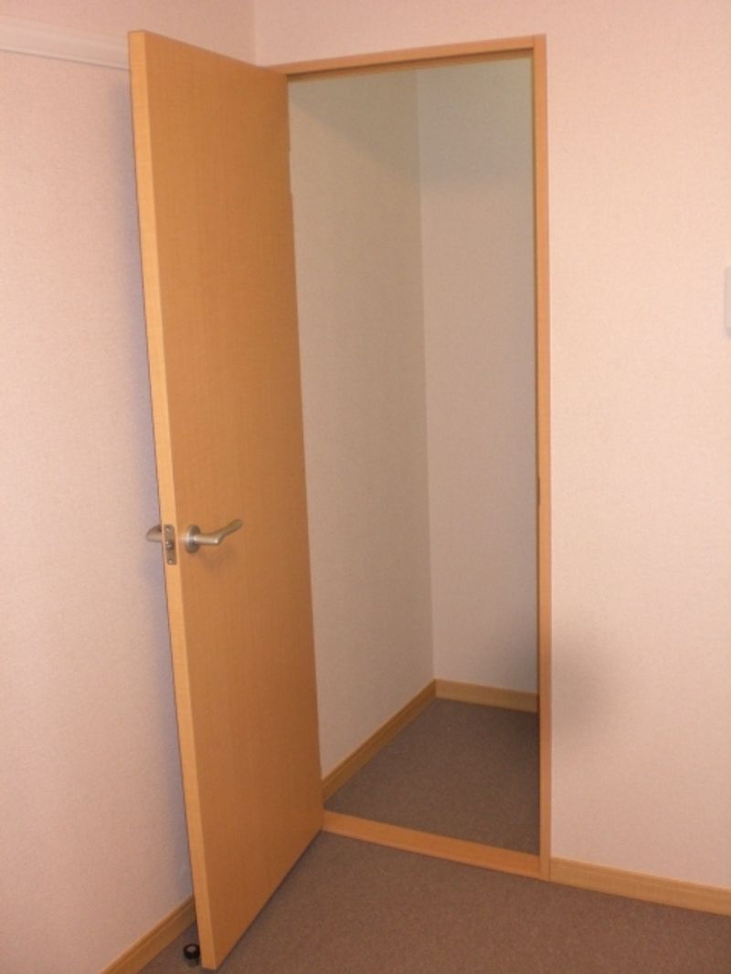 レオパレスノール 収納